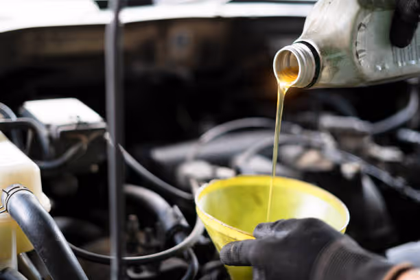 Oil change service image